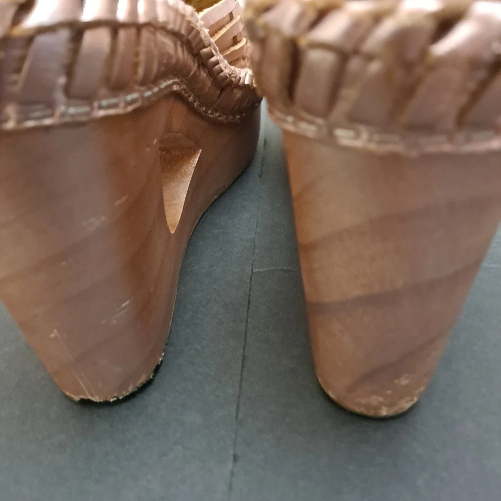 Free People Metallic Rose Gold Woven Slingback Wedge Mules - Picture 5 of 7